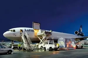 Door to Door Cargo from Dubai to Pakistan A Comprehensive Guide