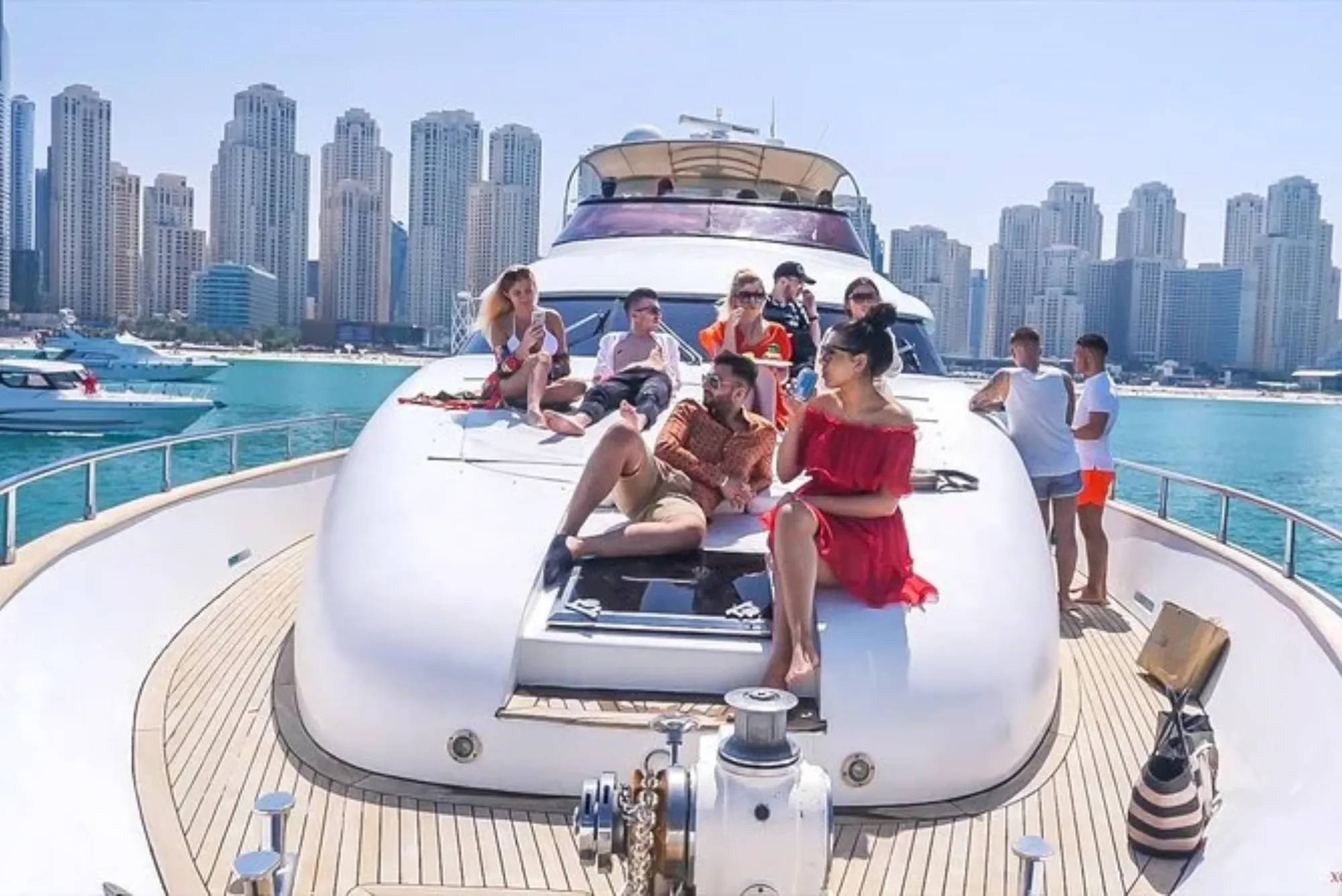 Top Reasons to Rent a Yacht in Dubai