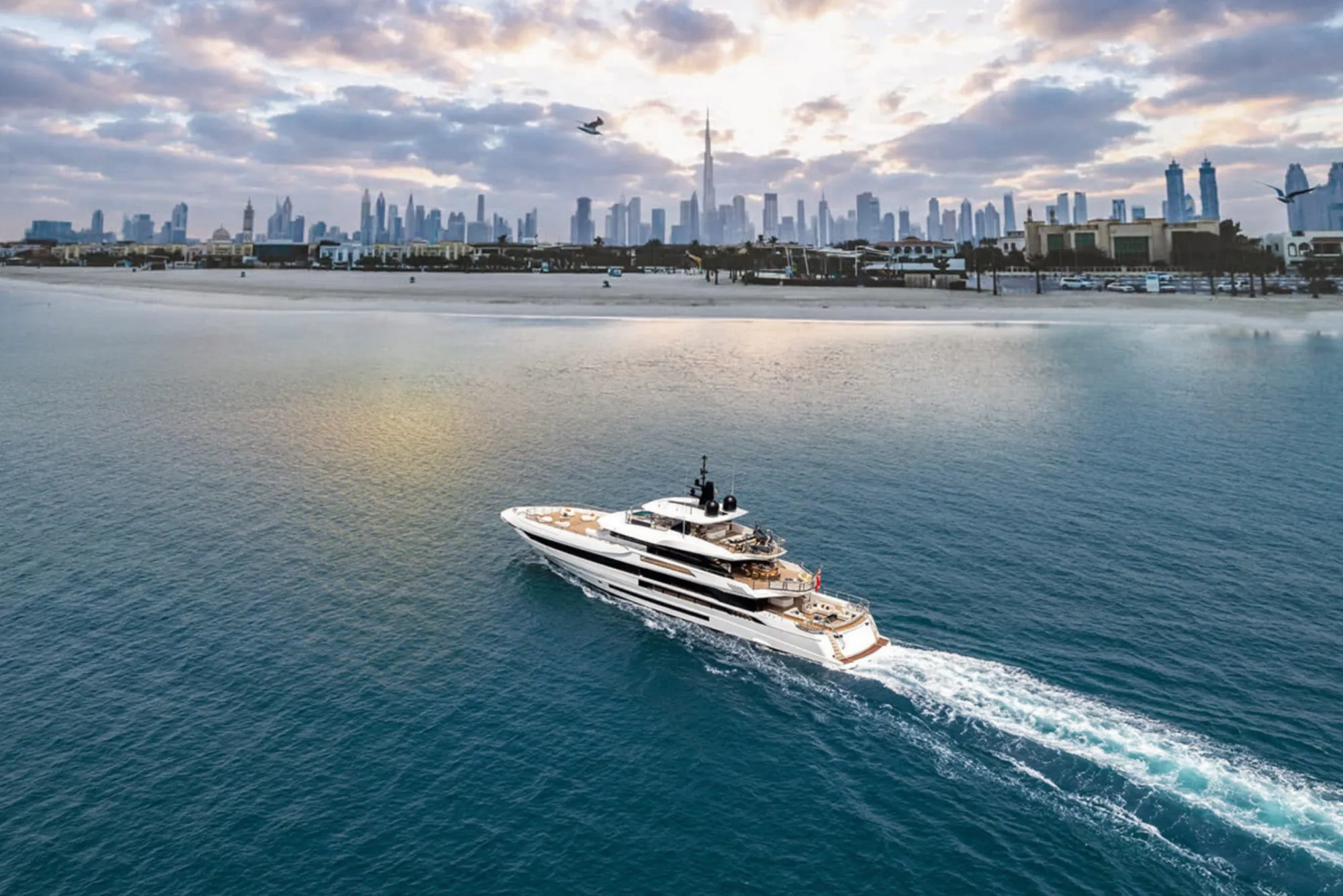 Factors To Consider When Renting A Yacht In Dubai