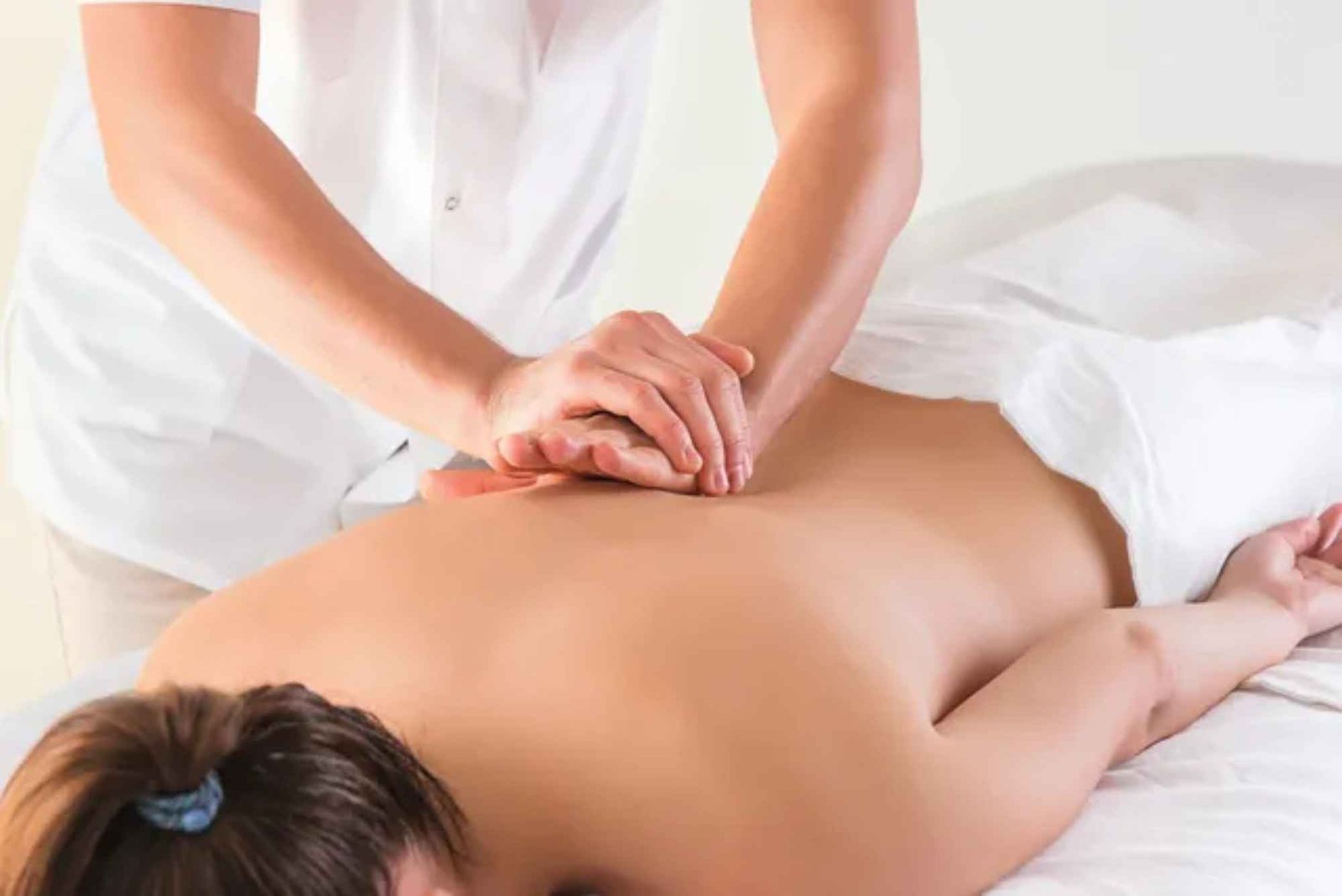 The Health Benefits of Regular Massage Therapy