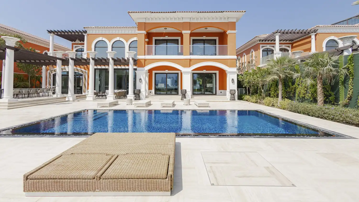 Key Features of Buying Real Estate in the UAE: What International Buyers Should Know