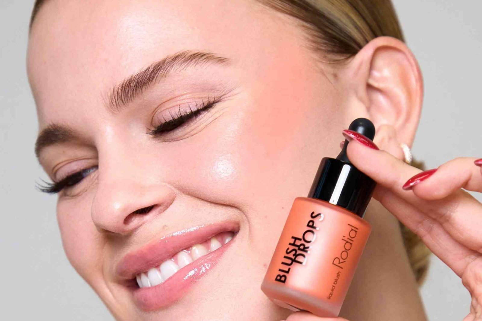 Fresh Beauty Essentials for a Natural Glow Blush & Lip Care Trends